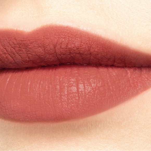 Gucci 208 THEY MET IN ARGENTINA, ROUGE LÈVRES LIQUIDE MAT LIPSTICK - Picture 6 of 7